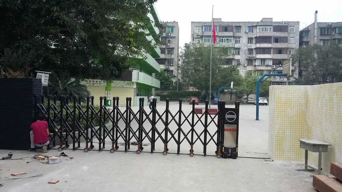 玉环市玉环市深圳市伸缩门